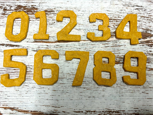 Biscuit number topper